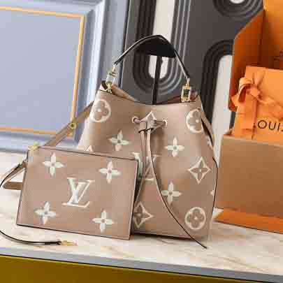 LV handbag 020