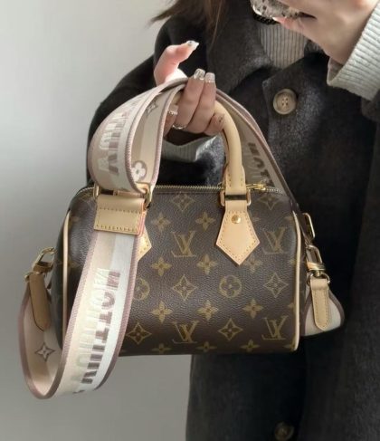 1bag .2glasses 174.46